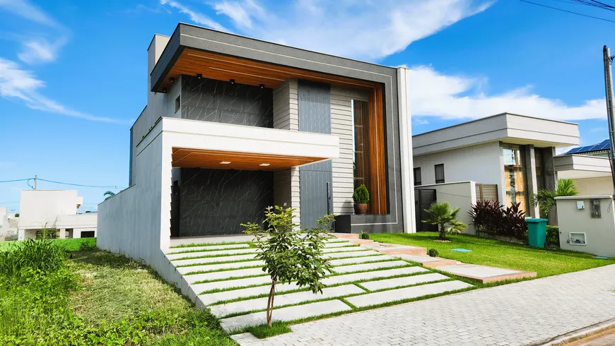 Foto 1 de Casa de Condomínio com 4 Quartos à venda, 257m² em Cidade Alpha, Eusébio