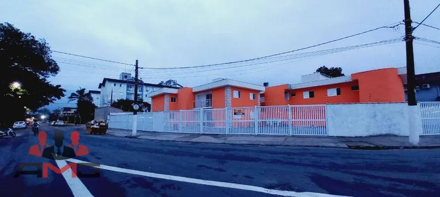 Foto 1 de Casa de Condomínio com 2 Quartos à venda, 52m² em Centro, Bertioga