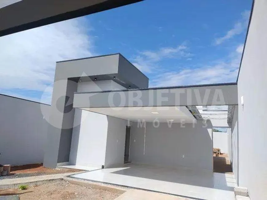 Foto 1 de Casa com 3 Quartos à venda, 116m² em Aclimacao, Uberlândia