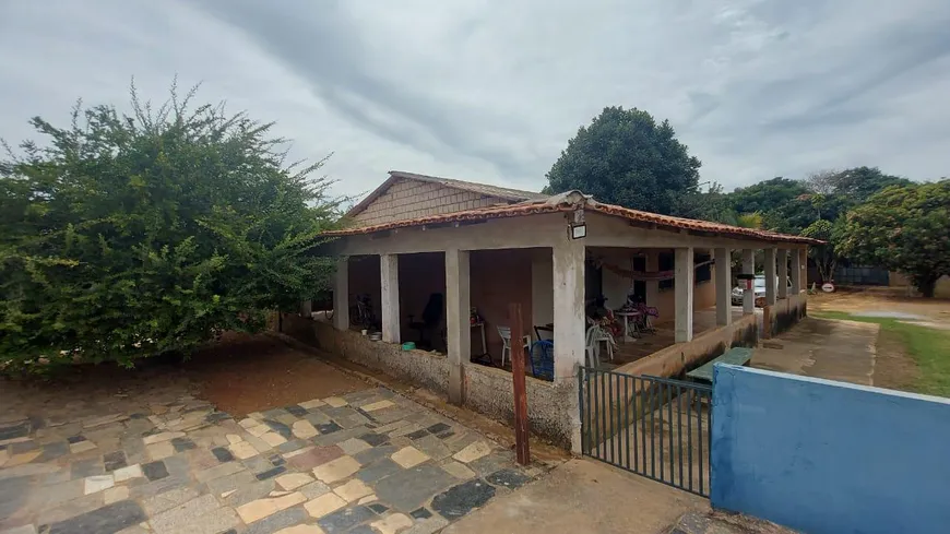 Foto 1 de Fazenda/Sítio com 4 Quartos à venda, 4000m² em Chacaras Araguaia, Novo Gama