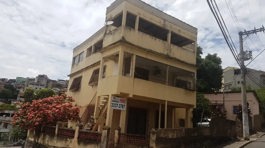 Foto 1 de Casa com 7 Quartos à venda, 260m² em Caratoíra, Vitória