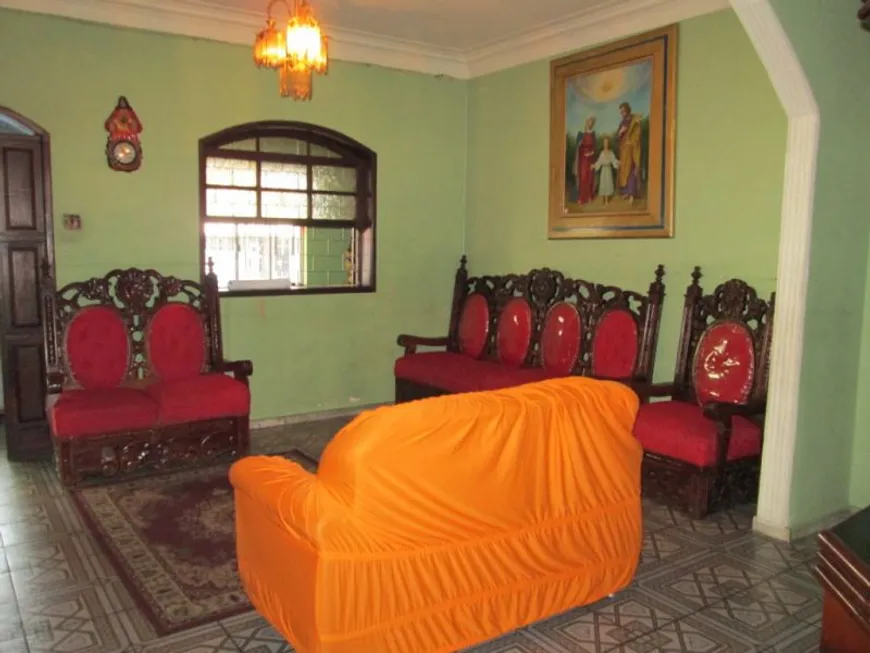 Foto 1 de Casa com 3 Quartos à venda, 265m² em Calafate, Belo Horizonte