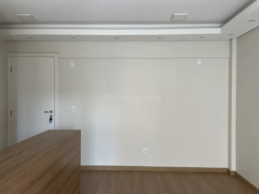 Foto 1 de Apartamento com 2 Quartos para alugar, 60m² em Zona 02, Maringá