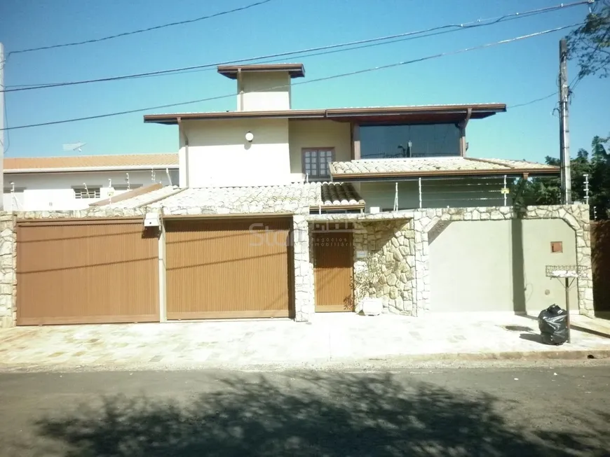 Foto 1 de Sobrado com 4 Quartos à venda, 365m² em Cidade Universitária, Campinas