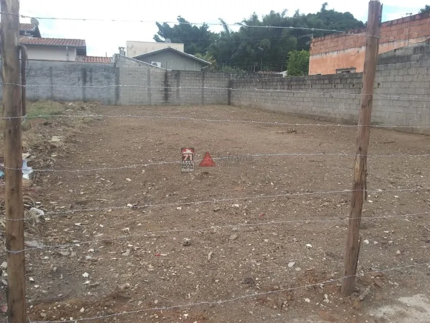 Foto 1 de Lote/Terreno à venda, 250m² em Vitoria Vale III, Pindamonhangaba