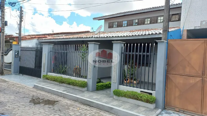 Foto 1 de Casa com 3 Quartos à venda, 200m² em Nova, Feira de Santana