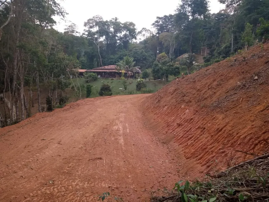 Foto 1 de Lote/Terreno à venda, 3696m² em Centro, Simão Pereira