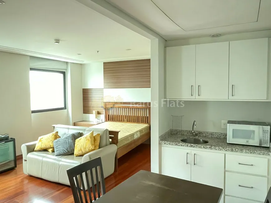 Foto 1 de Flat com 1 Quarto para alugar, 30m² em Vila Nova Conceição, São Paulo
