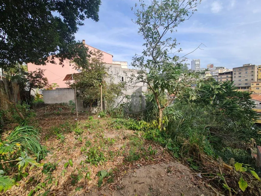 Foto 1 de Lote/Terreno à venda, 421m² em Jardim Amália, Volta Redonda