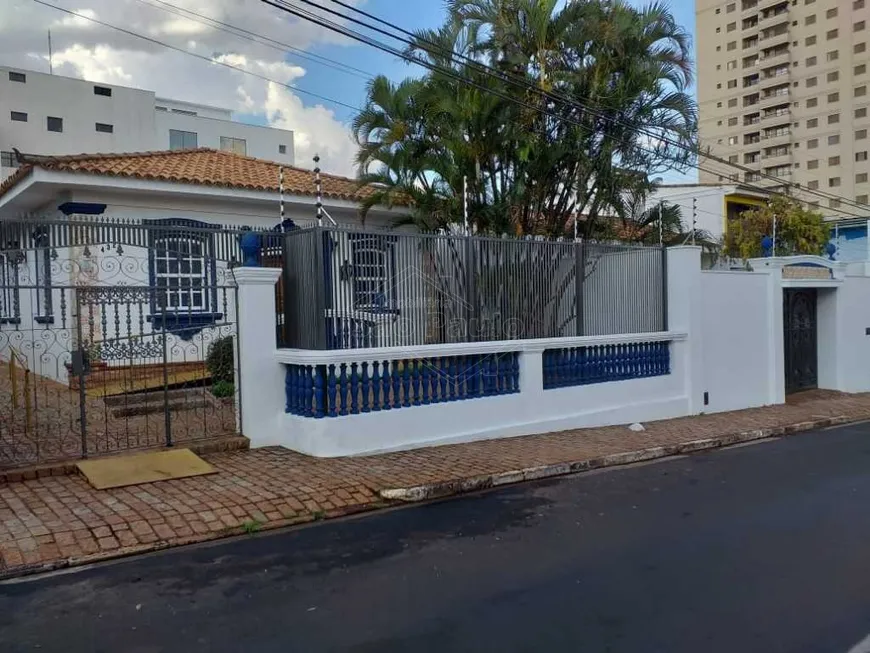 Foto 1 de Imóvel Comercial com 3 Quartos à venda, 267m² em Centro, Araraquara