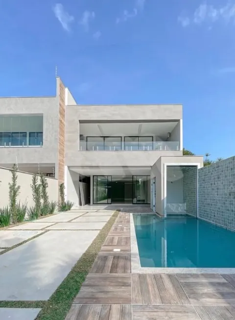 Foto 1 de Casa com 4 Quartos à venda, 350m² em Barra da Tijuca, Rio de Janeiro