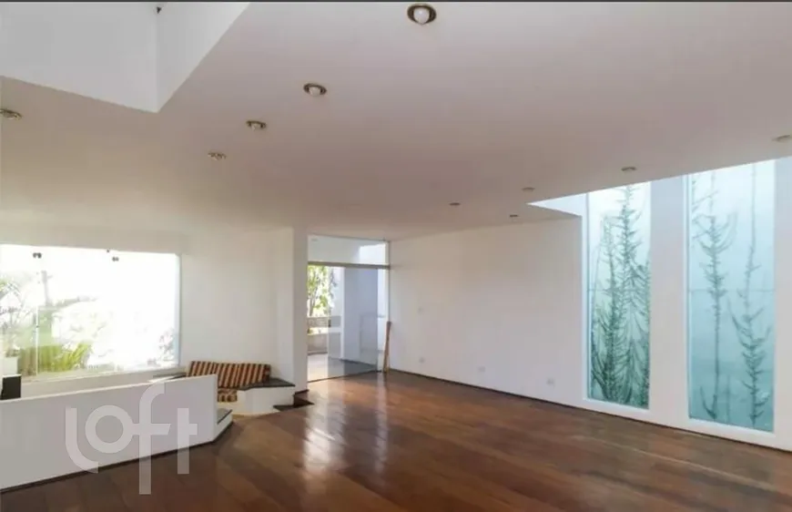 Foto 1 de Casa com 7 Quartos à venda, 340m² em Móoca, São Paulo
