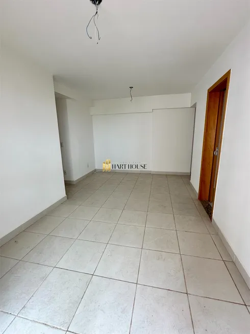 Foto 1 de Apartamento com 3 Quartos à venda, 81m² em Jardim Aclimação, Cuiabá