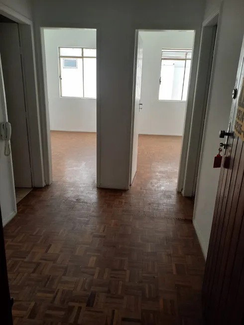 Foto 1 de Apartamento com 2 Quartos para alugar, 40m² em Centro, Juiz de Fora