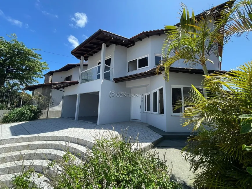 Foto 1 de Casa com 4 Quartos à venda, 340m² em Bom Abrigo, Florianópolis