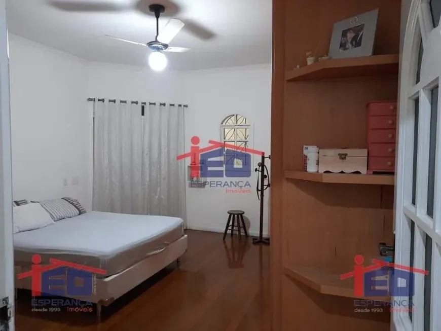 Foto 1 de Sobrado com 3 Quartos à venda, 193m² em Vila Yolanda, Osasco