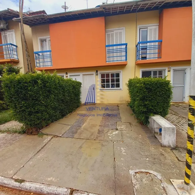 Foto 1 de Casa de Condomínio com 3 Quartos para alugar, 90m² em Jardim Guerreiro, Cotia