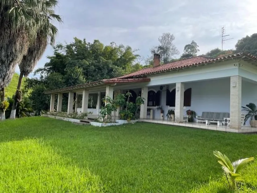 Foto 1 de Fazenda/Sítio com 4 Quartos à venda, 9923m² em Jardim Alice, Barra Mansa