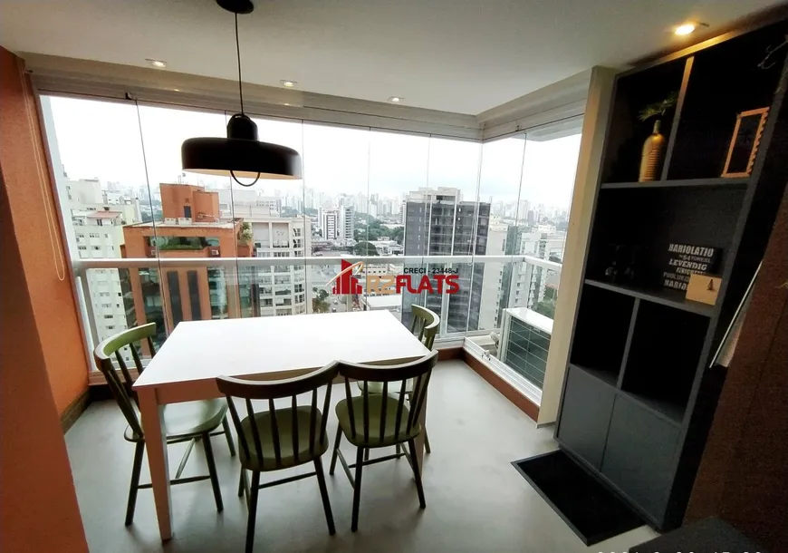 Foto 1 de Flat com 1 Quarto à venda, 37m² em Moema, São Paulo