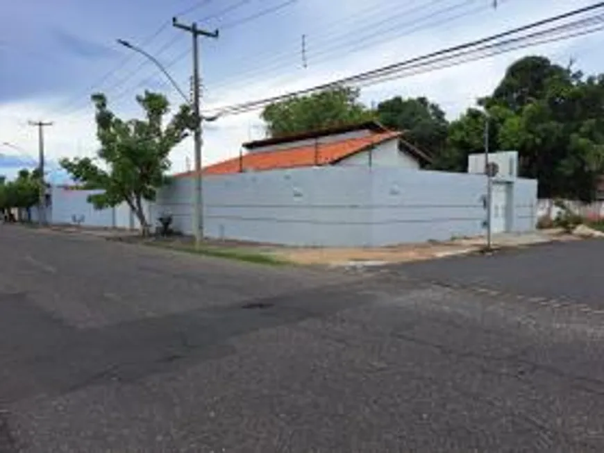 Foto 1 de Casa com 4 Quartos à venda, 277m² em Aeroporto, Teresina