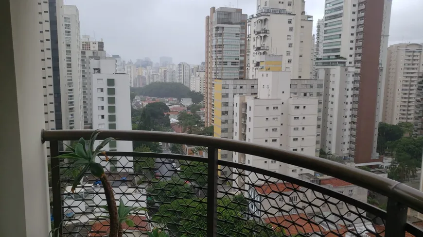 Foto 1 de Apartamento com 3 Quartos à venda, 159m² em Vila Uberabinha, São Paulo