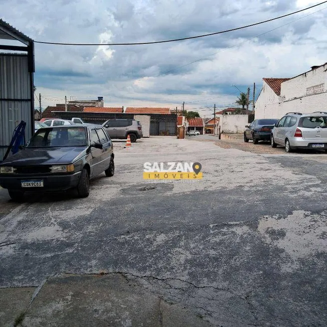 Foto 1 de Galpão/Depósito/Armazém à venda, 300m² em Centro, Taubaté