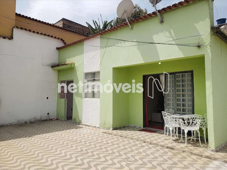 Foto 1 de Casa com 3 Quartos à venda, 240m² em Ernesto do Nascimento Barreiro, Belo Horizonte