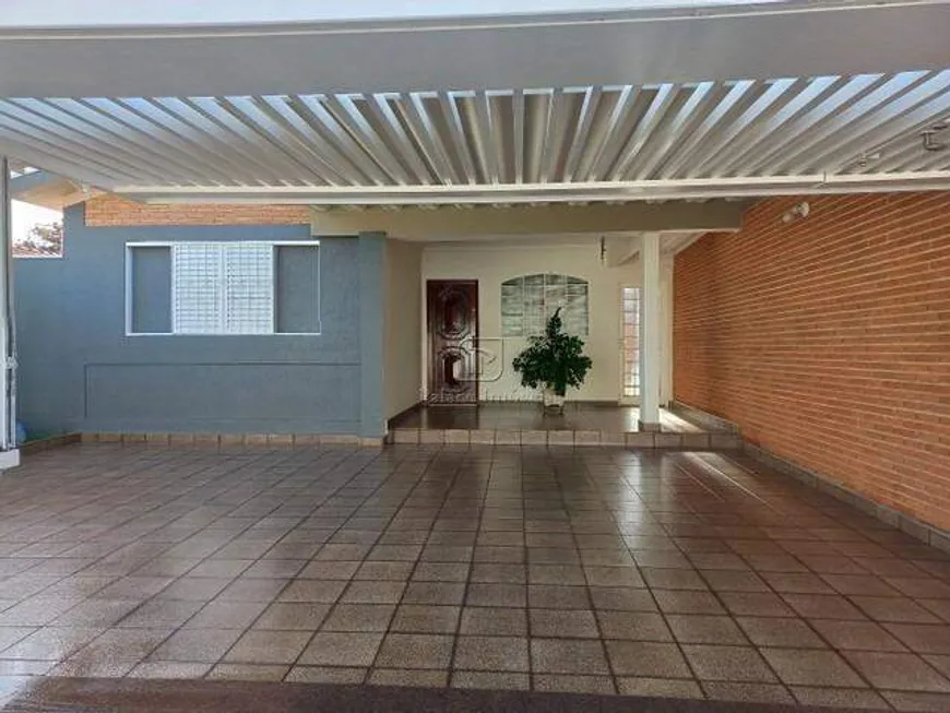 Foto 1 de Casa com 4 Quartos à venda, 198m² em Independência, Ribeirão Preto