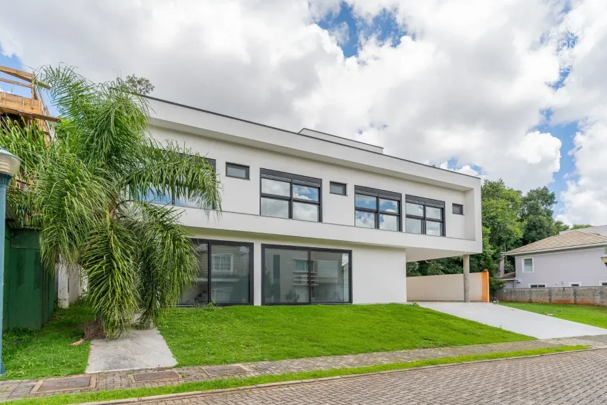 Foto 1 de Casa de Condomínio com 4 Quartos à venda, 319m² em Santa Felicidade, Curitiba