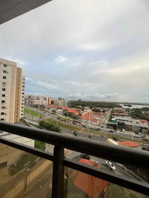 Foto 1 de Apartamento com 3 Quartos para alugar, 111m² em Ponta Do Farol, São Luís