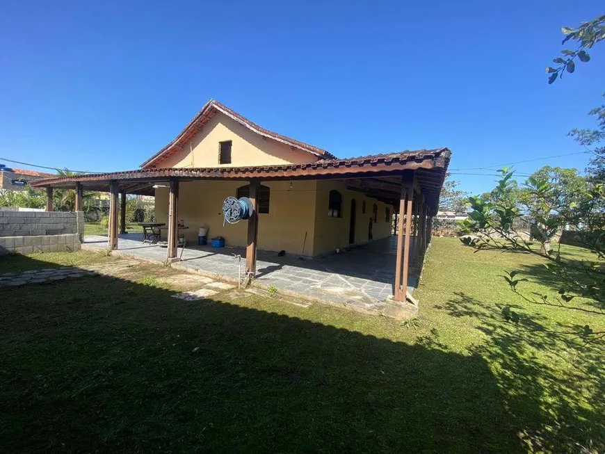 Foto 1 de Casa com 3 Quartos à venda, 300m² em Jardim Palmeiras, Itanhaém