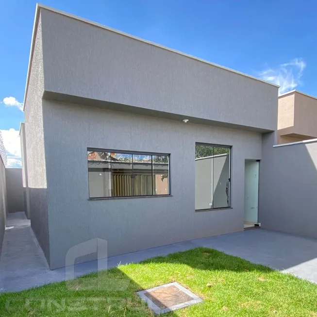 Foto 1 de Casa com 2 Quartos à venda, 68m² em Residencial Orlando Morais, Goiânia