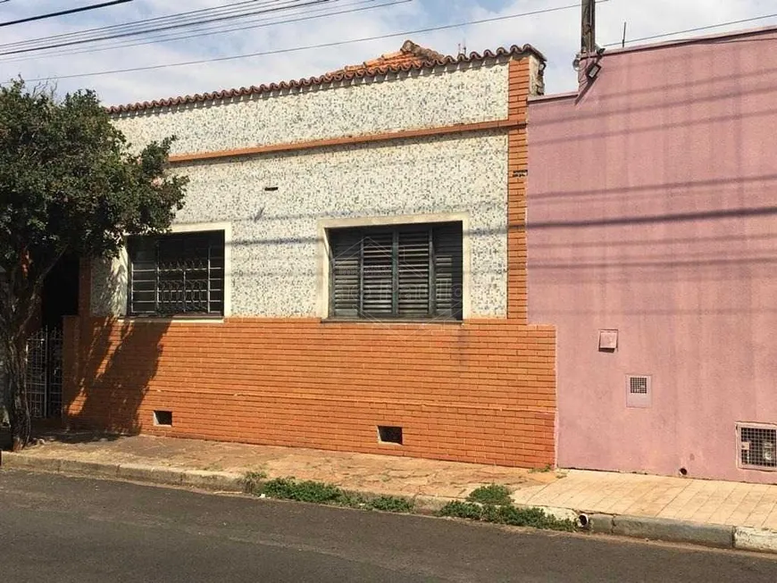 Foto 1 de Casa com 2 Quartos à venda, 192m² em Vila Xavier, Araraquara