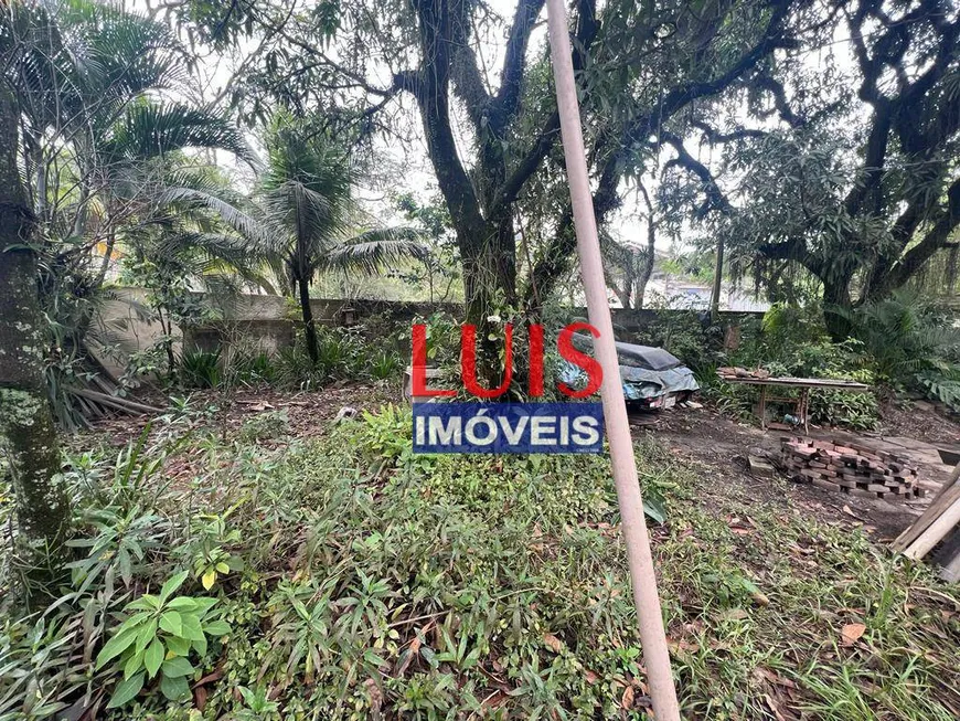 Foto 1 de Lote/Terreno à venda, 900m² em Itaipu, Niterói