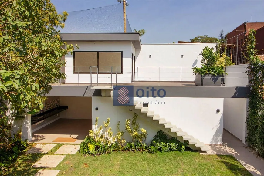 Foto 1 de Casa com 4 Quartos à venda, 410m² em Alto de Pinheiros, São Paulo