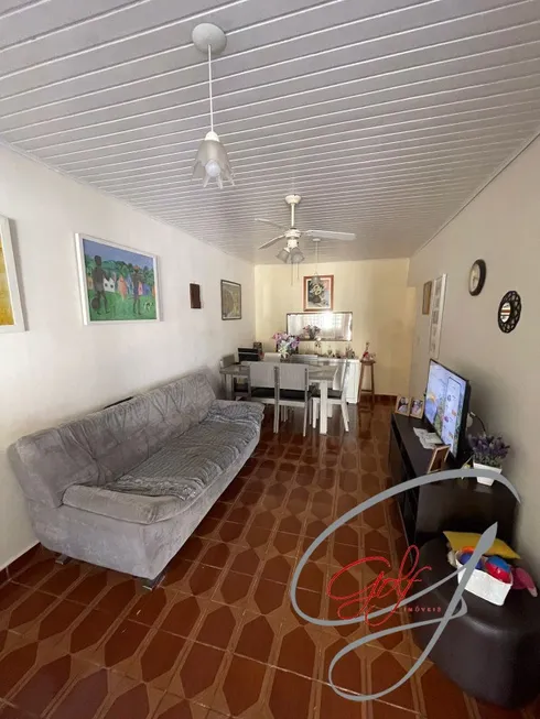 Foto 1 de Casa com 3 Quartos à venda, 150m² em Parque Continental, São Paulo