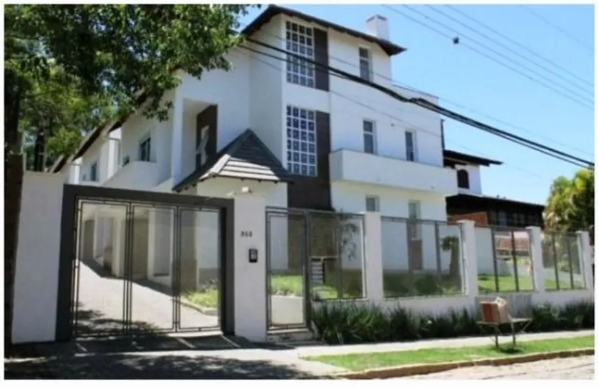 Foto 1 de Casa de Condomínio com 3 Quartos à venda, 238m² em Jardim Isabel, Porto Alegre