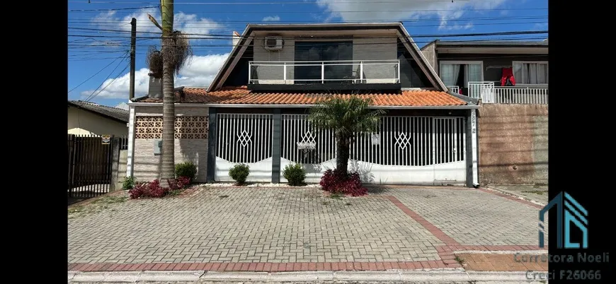 Foto 1 de Casa com 3 Quartos à venda, 143m² em Boqueirão, Curitiba