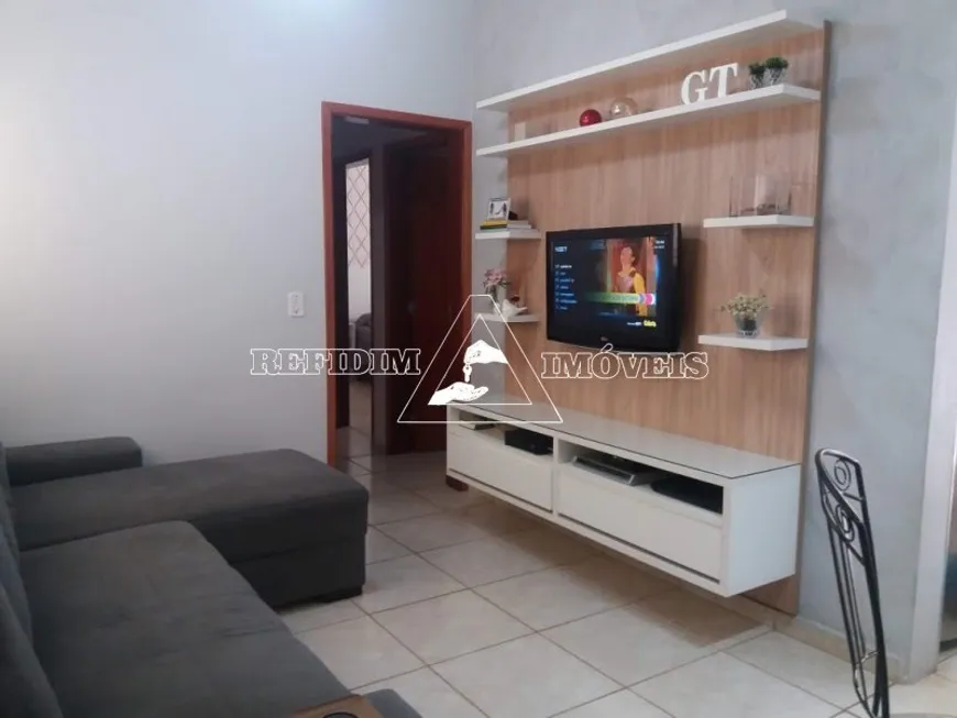 Foto 1 de Apartamento com 2 Quartos à venda, 80m² em Jardim Anhanguéra, Ribeirão Preto