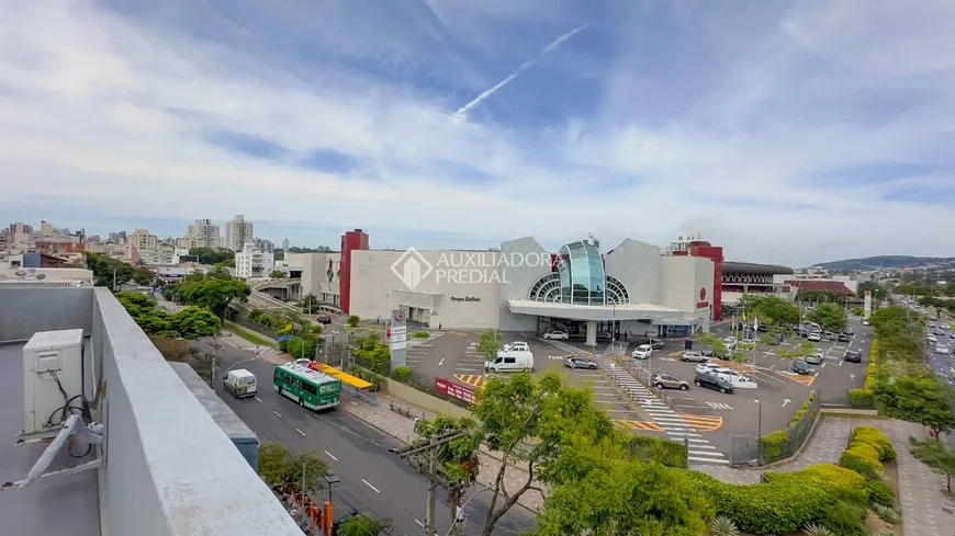 Foto 1 de Sala Comercial à venda, 356m² em Jardim Botânico, Porto Alegre