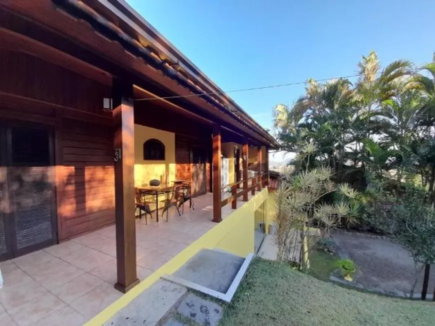 Foto 1 de Casa de Condomínio com 3 Quartos à venda, 420m² em Badu, Niterói