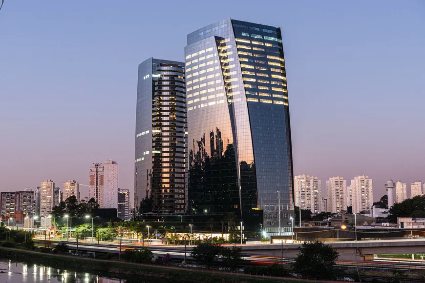 Foto 1 de Sala Comercial para alugar, 121m² em Chácara Santo Antônio, São Paulo