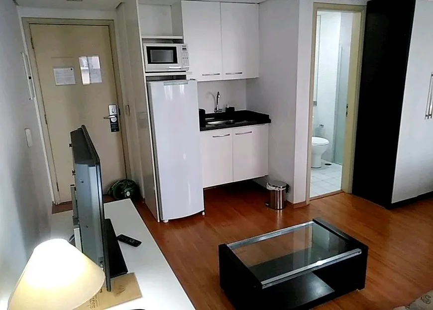 Foto 1 de Flat com 1 Quarto à venda, 28m² em Moema, São Paulo