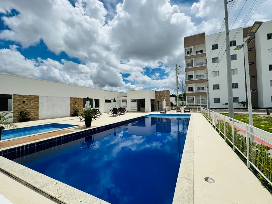 Foto 1 de Apartamento com 2 Quartos para alugar, 55m² em SIM, Feira de Santana