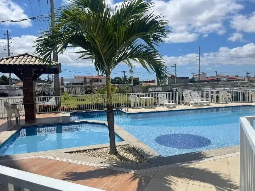 Foto 1 de Apartamento com 2 Quartos à venda, 69m² em Jardim Centenário, Aracaju