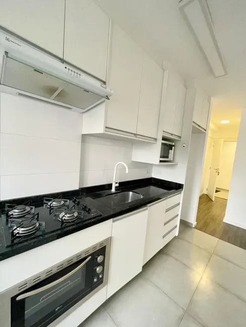 Foto 1 de Apartamento com 2 Quartos à venda, 70m² em Novo Mundo, Curitiba