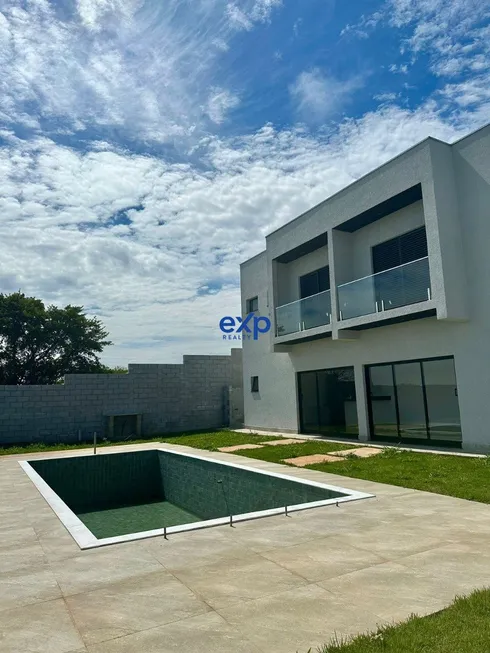 Foto 1 de Casa de Condomínio com 3 Quartos à venda, 300m² em , Aracoiaba da Serra