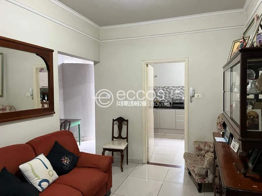 Foto 1 de Casa com 4 Quartos à venda, 270m² em Cazeca, Uberlândia