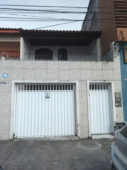 Foto 1 de Casa com 3 Quartos à venda, 228m² em Ribeira, Salvador