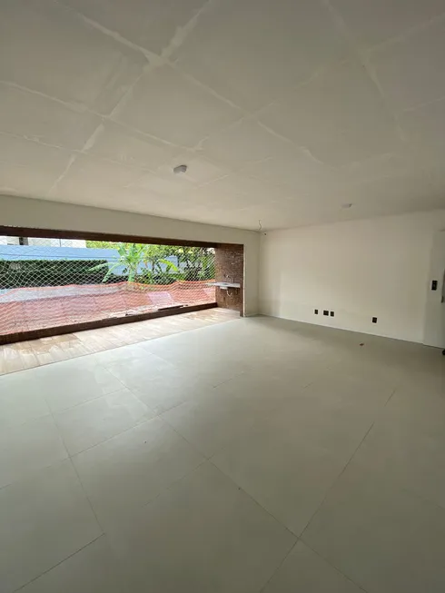 Foto 1 de Apartamento com 3 Quartos à venda, 122m² em Casa Forte, Recife
